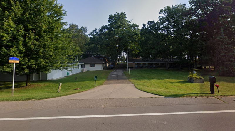 Bayside Villa and Cottages & Motel - 2024 Street View (newer photo)